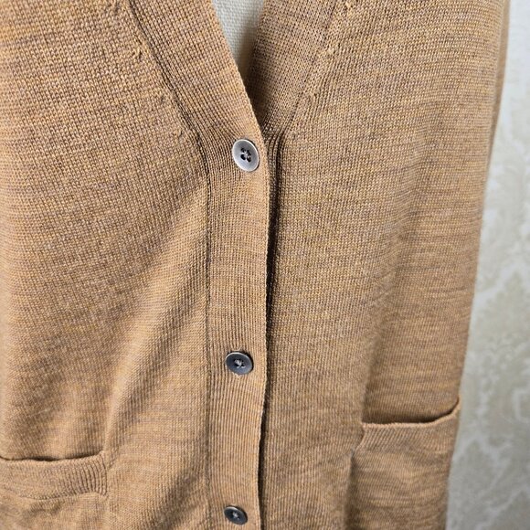 Gap Size Small Tan Vneck Button Front Cardigan Pockets 100% Fine Merino Wool - Picture 5 of 12